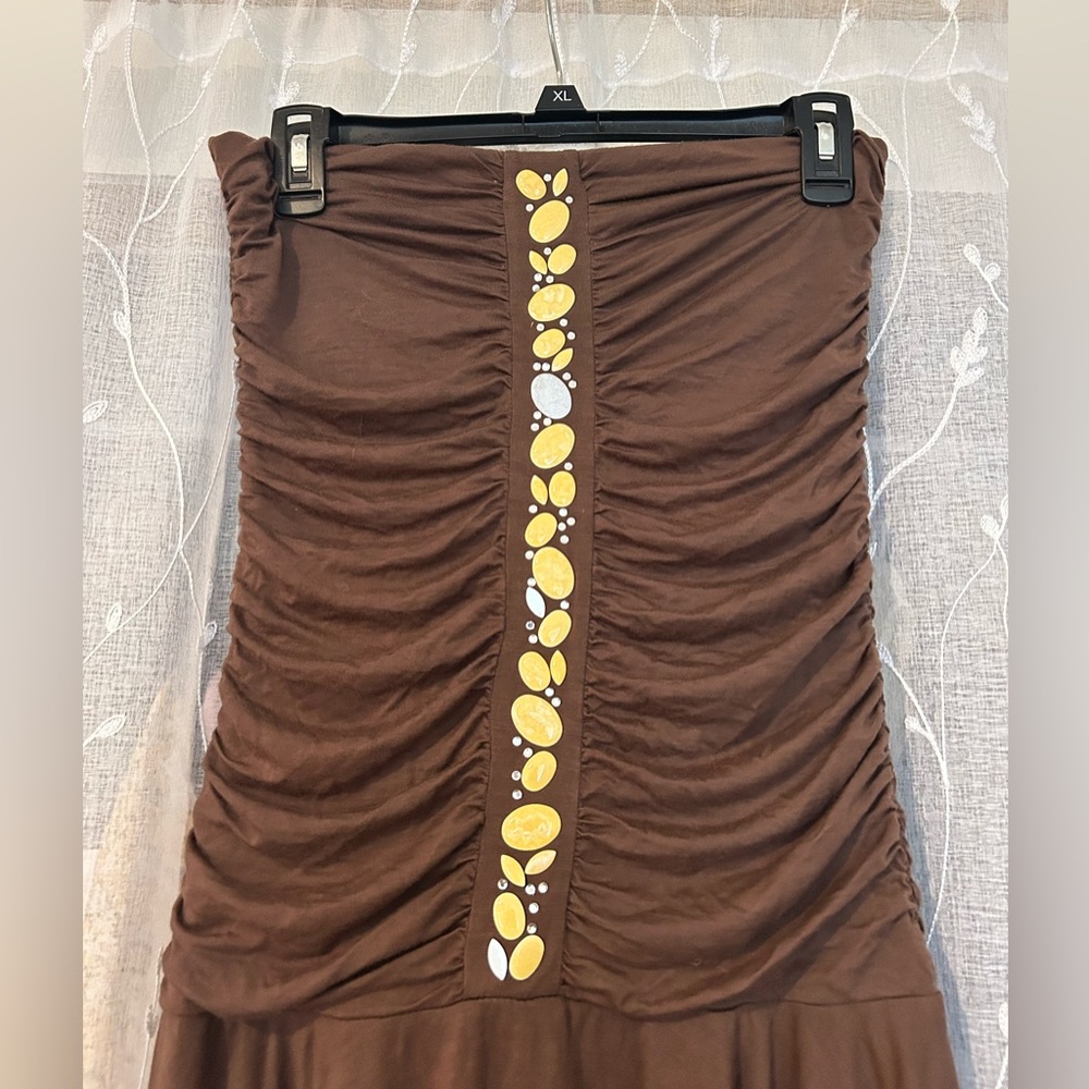 Brown Y2k strapless dress with Yellow Details